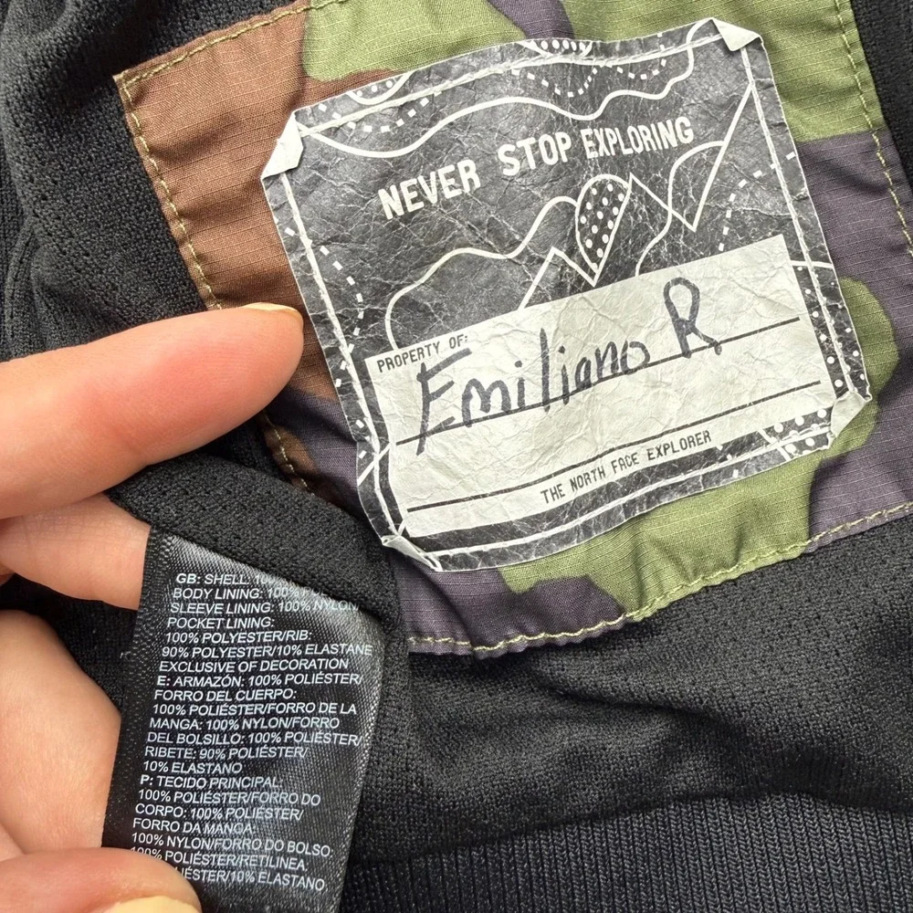 The North Face Boys Camo Windwall Bomber Jacket Green Brown XS 6